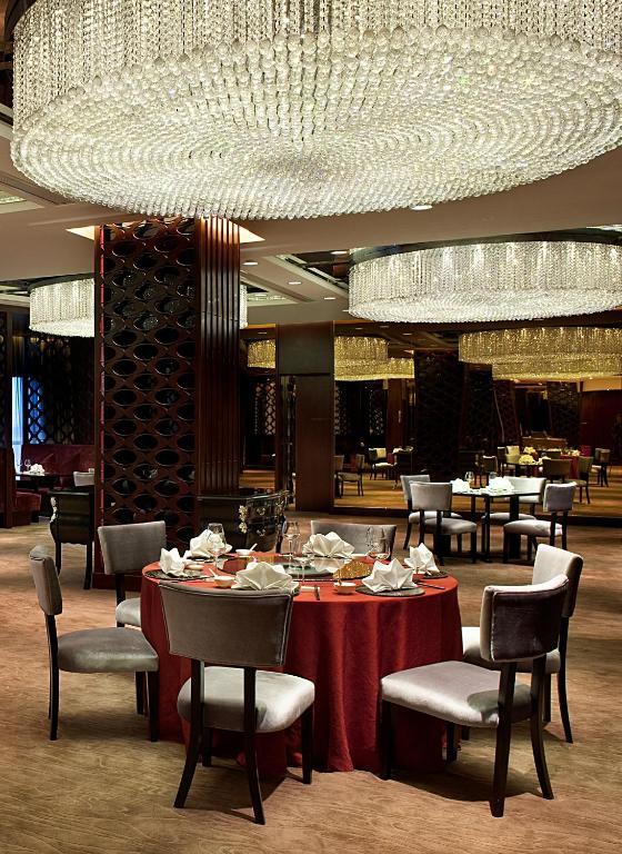 Ramada Plaza Lianyungang Hotel Buitenkant foto