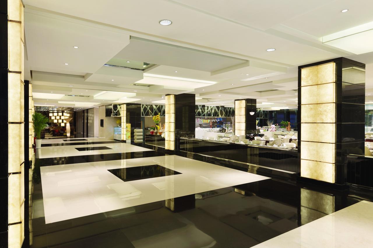 Ramada Plaza Lianyungang Hotel Buitenkant foto