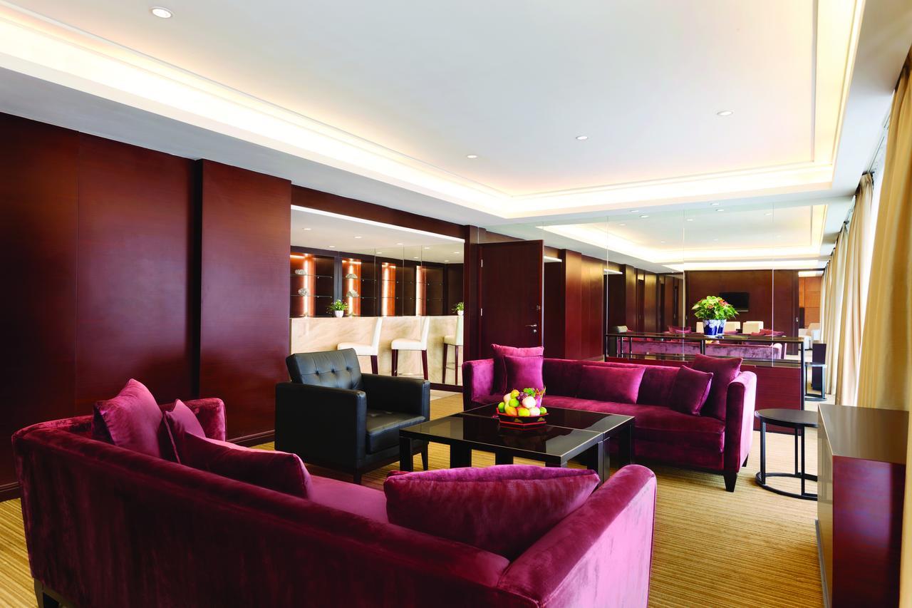 Ramada Plaza Lianyungang Hotel Buitenkant foto